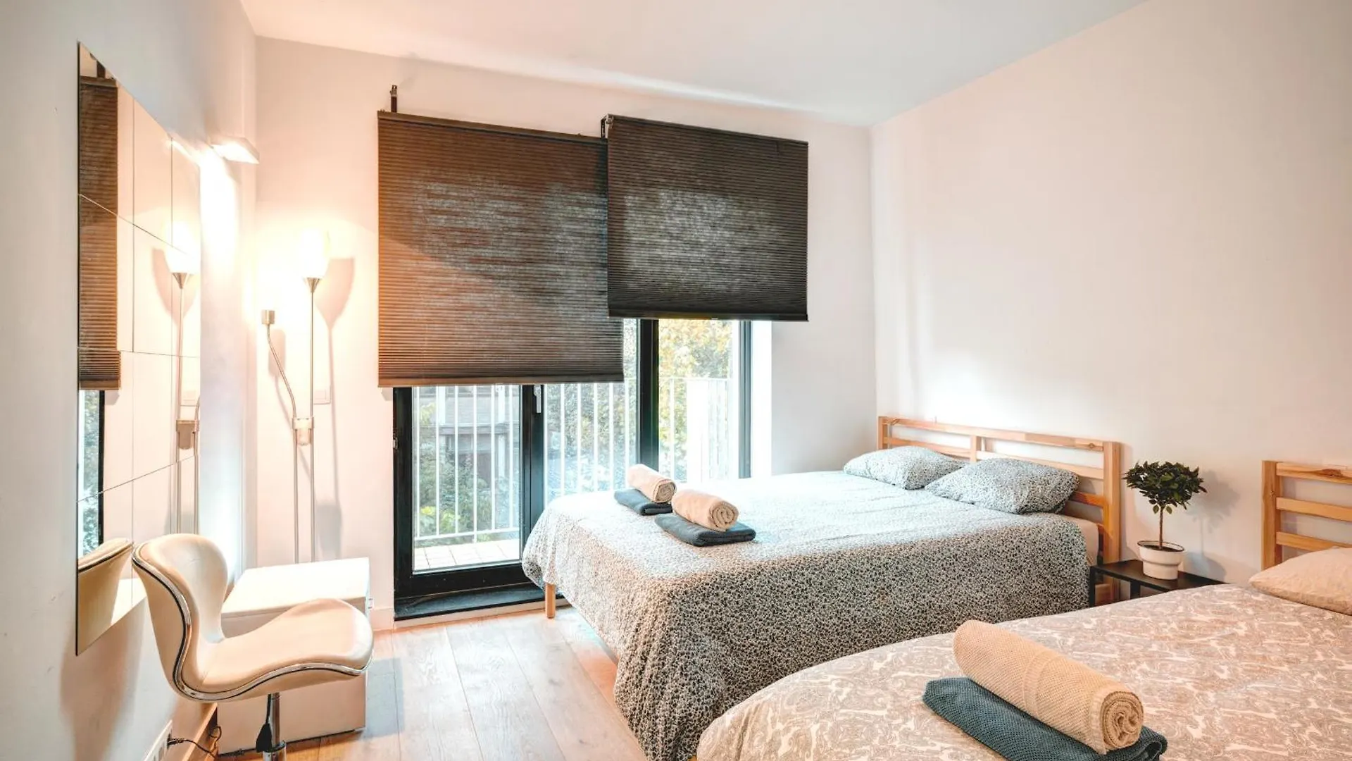 Apartment Light House. Heart Of Αμβέρσα